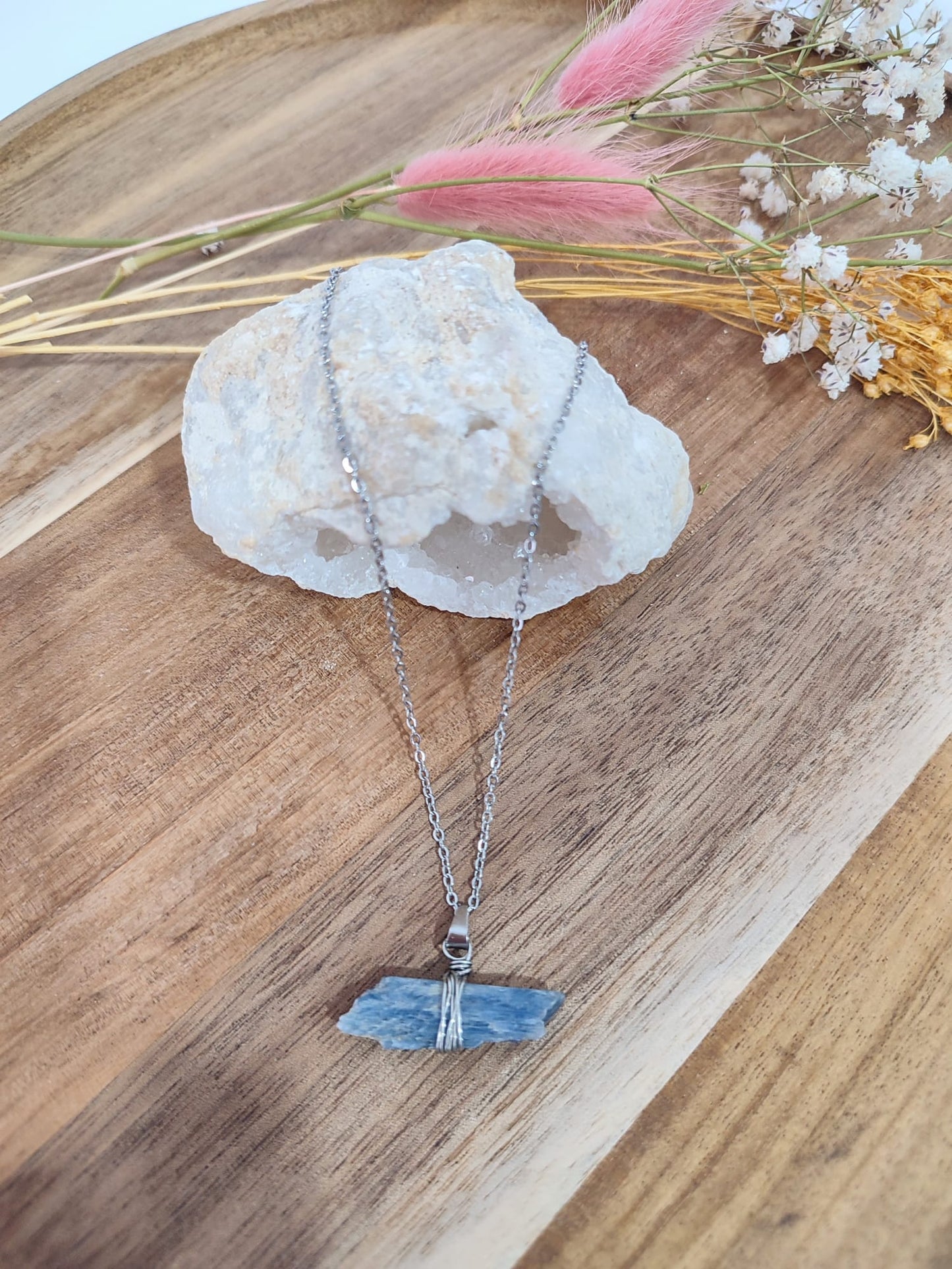 Colar Aço Inoxidável com pendente Cianite Azul